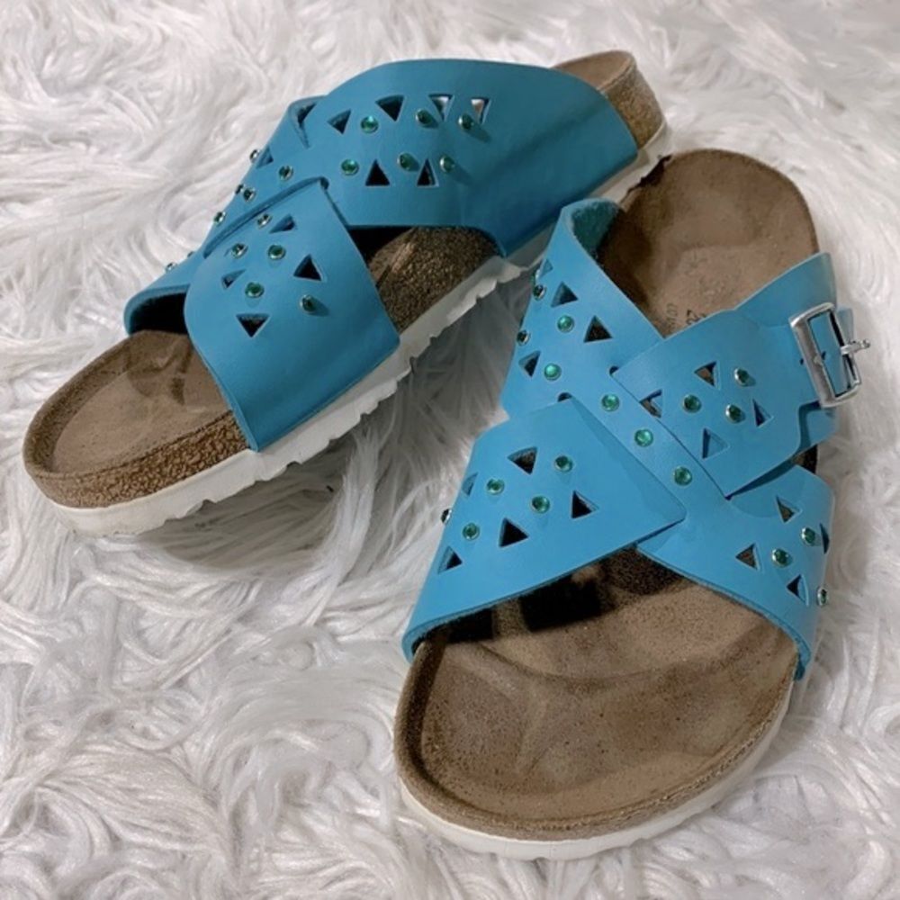 Birkiâs Crisscross Crystal Studded Vamp Leather Sandals Womenâs Size 10